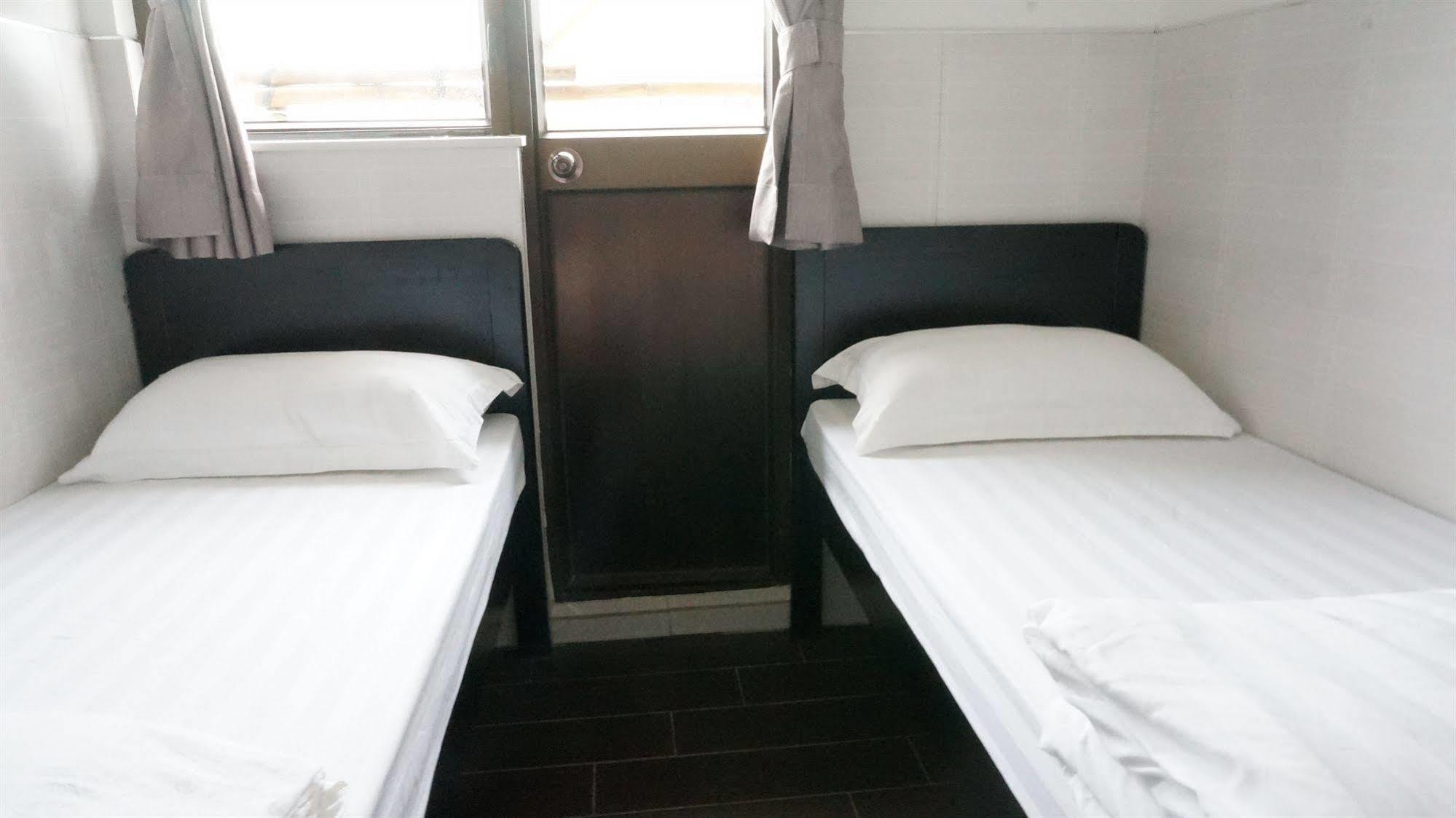 Kowloon Mongkok 1812 Guest House Hong Kong Luaran gambar